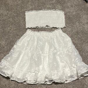 Two piece white top and skirt. Size small/4